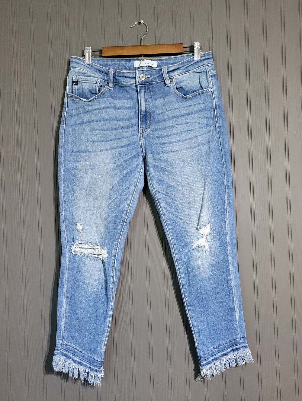 KanCan Denim Jeans Cropped Distressed Raw Hem Light Wash Blue Women's 13/30